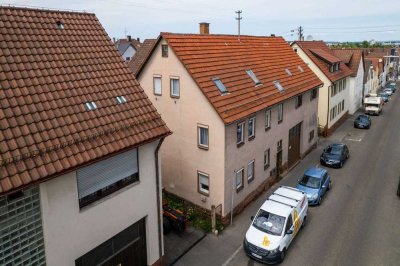 Stadthaus mit Scheune in Fellbach – ca. 570 m² Entwicklungspotenzial für Visionäre