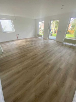Waldsiedlung: helle 3-Zimmer-EG-Wohnung mit Terrasse & Garage in Top-Lage