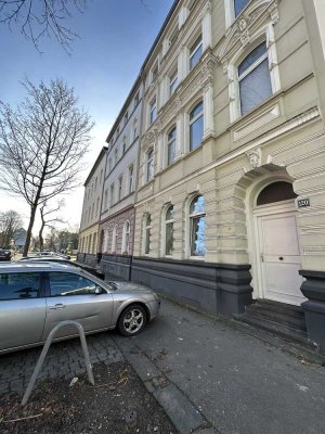 Teilmöblierte 2 Zimmer Wohnung mit EBK in Krefeld/ Uninähe!