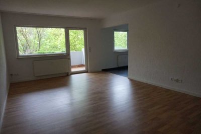 Ideal geschnittene 4,5 Zimmmerwohnung/EBK/TG/SP sofort Verfügbar