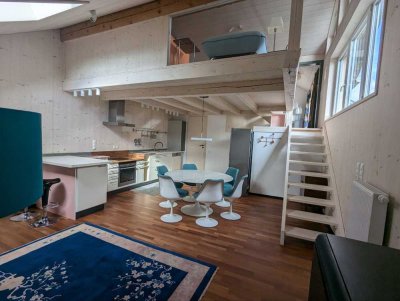 Schöne, vollständig möbilierte Studiowohnung, geh. Ausstattung, 2024 neu erstellt
