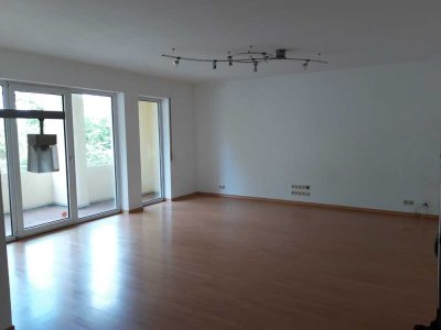 Herrnsheim 3-Zimmer-Wohnung mit Balkon