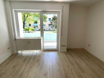 * FÜR DIE KLEINE FAMILIE * ab 01.05. * TIP TOP RENOVIERT * einfache Wohnviertel KL WEST *