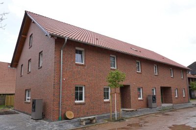 * Attraktiver Neubau in Burgdorf/Otze * - großzügiges Reihenendhaus in guter Wohnlage