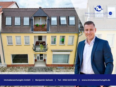 Investieren mit Substanz – Gepflegtes Mehrfamilienhaus mit Stellplätzen!