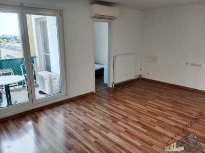 2301 Groß Enzersdorf, letzter Stock, zentrale 4 Zimmer, Südloggia,SuperAussicht, All Inklusive!