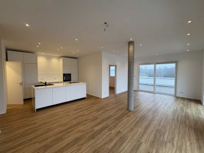 Erstbezug: Traumhaftes Penthouse mit Küche und großer Dachterrasse