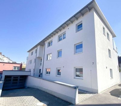 Penthouse-Flair! 3-ZKB-Dachterrassenwohnung mit Tiefgaragenstellplatz in Augsburg zu verkaufen