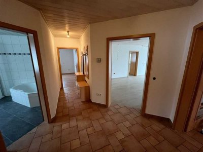 Helle 3-Zimmer Wohnung in ruhiger Lage zu vermieten!