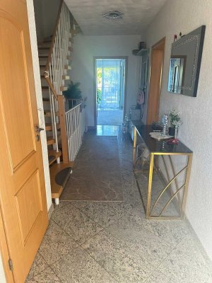 Viel Platz für den Alltag: Großzügiges Einfamilienhaus in Hannover-Nordhafen