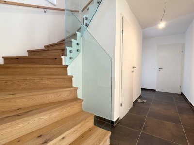 Haus 2 - Modernes Doppelhaus in Ruhelage mit Südterrasse und Garten!