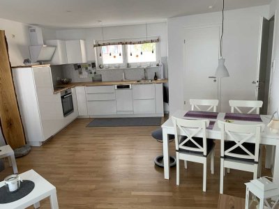 Exklusive 2 Zi-Wohnung mit Balkon und EBK in zentraler Lage in TUT ab 12/25 zu vermieten, 53qm
