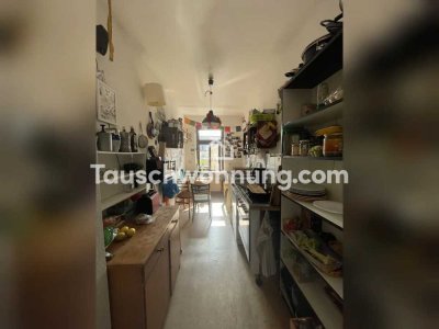 Tauschwohnung: 4-Raum-Wohnung im Herzen der Neustadt gegen 3-Raum
