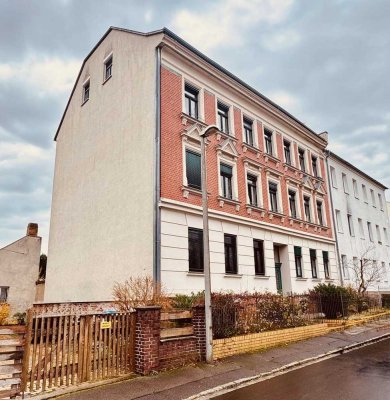 Einziehen & Genießen ++ Frisch renovierte 2-Zi. Whg mit Fußbodenheizung, Balkon & Einbauküche ++