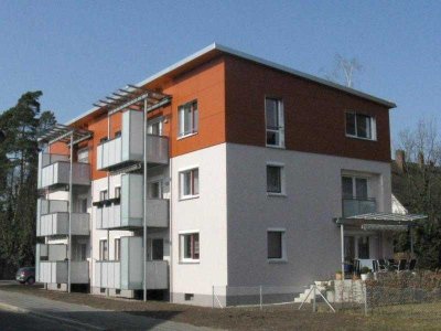 3-Zimmer-Wohnung mit Balkon im Hochparterre