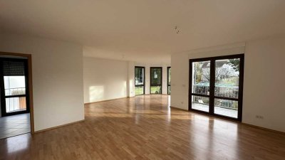 Lichtdurchflutete Wohnung in der Bad Vilbeler Kernstadt