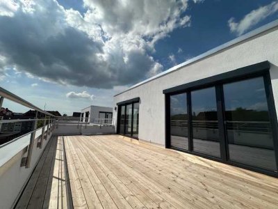 (KFW 40+)Stilvolle 3-Raum-Penthouse-Wohnung mit geh. Innenausstattung in Hildesheim
