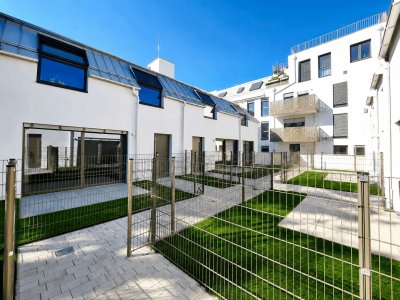 FIRE SALE! Exklusives Townhouse mit Garten in absoluter Ruhelage | Erdwärme | Kühlung | Tiefgarage/Süd Ausrichtung
