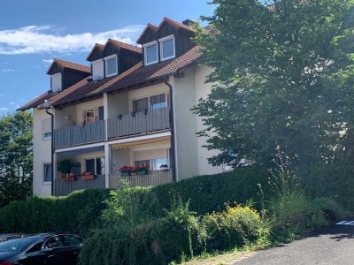 Freundliche 3-Zimmer-DG-Wohnung in Knetzgau