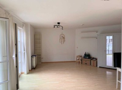 Helle 1 Zimmerwohnung mit TG-Platz in 77709 Wolfach zu vermieten