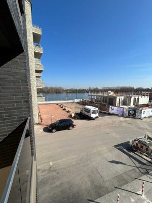 *AQA Zollhafen* - Helle 2-Zimmer Wohnung mit Loggia &  Balkon