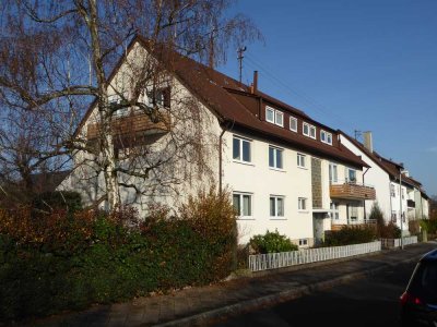 Helle geräumige 3,5-Zimmer-Dachgeschosswohnung in Karlsruhe-Mühlburg