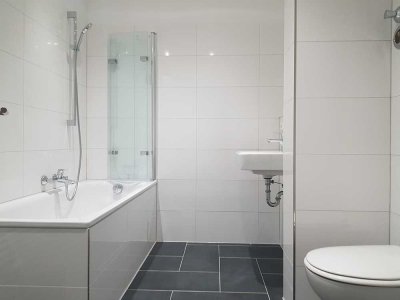 Stadtmitte: schöne 3 Zimmer-Wohnung mit Balkon