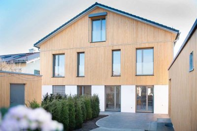 GROßZÜGIG & HOCHWERTIG GRÜNES WOHNEN IN FAMILIENFREUNDLICHER LAGE