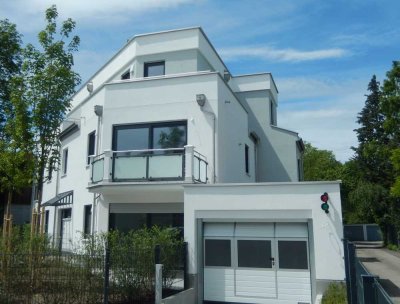 In 2 Monaten einziehen - NEUBAU - Penthouse: 3-Zi. + 2  Dachterrassen, Lift,  ruhige + sonnige Lage