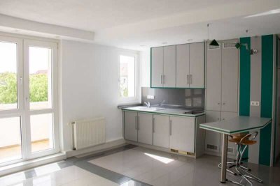 Ab 01.10.2025! Teilmöblierte 2-Raumwohnung...