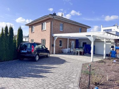 Neuwertiges Einfamilienhaus mit hochwertiger Ausstattung
