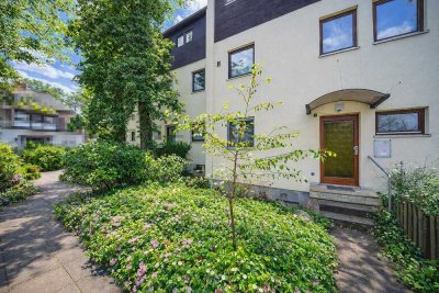 Lichtdurchflutete Maisonette - Wohnung mit Balkon & PKW-Stellplatz in Berlin Westend