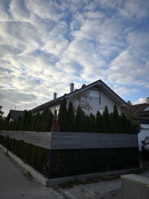 Exklusive Doppelhaushälfte mit Bergblick, Garten & Garage – hochwertige Ausstattung in Kolbermoor-No