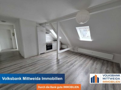 Gemütliche 2-Zimmer-Dachgeschosswohnung mit Einbauküche in Chemnitz-Hilbersdorf!