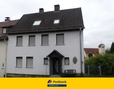 Zwangsversteigerung - Ein-/Zweifamilienhaus als Doppelhaus in Cornberg - provisionsfrei für Ersteher