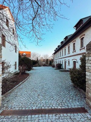 TOLLE 2,5 RAUM WOHNUNG - ROMANTISCHER Innenhof