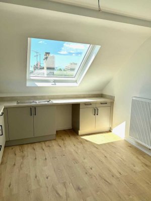 Großzügige 2 ZKB Wohnung zu vermieten. Erstbezug nach kompletter Kernsanierung