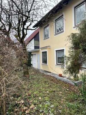 Brück Immobilien - Renovierungsbedürftiges Einfamilienhaus in sonniger Parklage