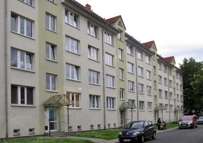 Für die Generation 50 plus: 3-Raum-Wohnung mit Tageslichtbad mit Dusche