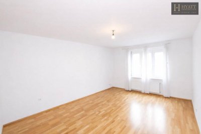 Helle 2,5-Zimmer-Altbauwohnung mit Einbauküche – leer &amp; sofort verfügbar