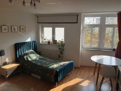 2-Zimmer-Wohnung in Nippes bis 2027 (Übernahme ggf. möglich)
