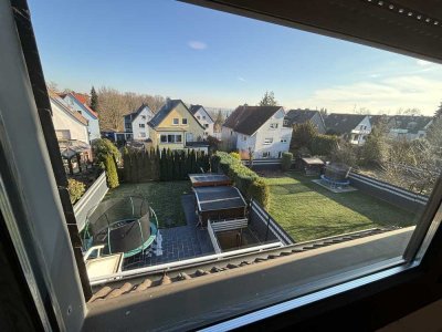 Modernisierte 4-Zimmer-Dachgeschosswohnung mit großzügiger Grundfläche von 95 m2
