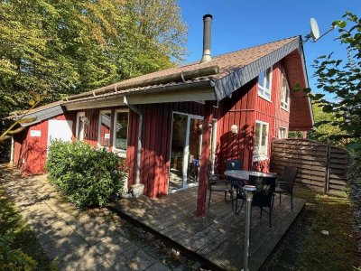 Ferien-Doppelhaus 
mit 2 Wohneinheiten
in schöner Lage