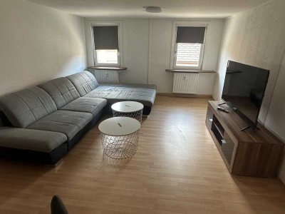 Zentral gelegene, frisch renovierte, möblierte 3 Zimmerwohnung