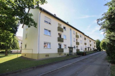 Großzügige 4-Zimmer-Wohnung mit Balkon und Garage in Schwenningen