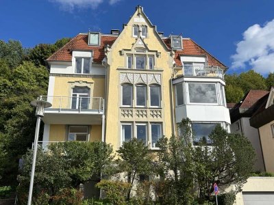 Ravensburg: Alpenpanorama trifft Jugendstil: Exkl. Wohnung über den Dächern von RV.