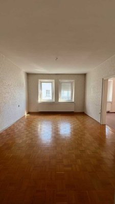 3-Zimmer-Altbau-Wohnung in Landshut Nikola auf zwei Jahre befristet.