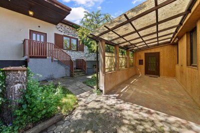 Zentral gelegen, voller Möglichkeiten – Haus mit Potenzial in Oeynhausen