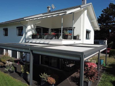 Sonniges Zweifamilienhaus mit moderner Wärmepumpe und großer Photovoltaikanlage