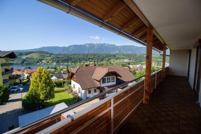 SEEBLICK DELUXE! MIETWOHNUNG MIT GROSSZÜGIGER TERRASSE UND BERGPANORAMA INKLUSIVE.